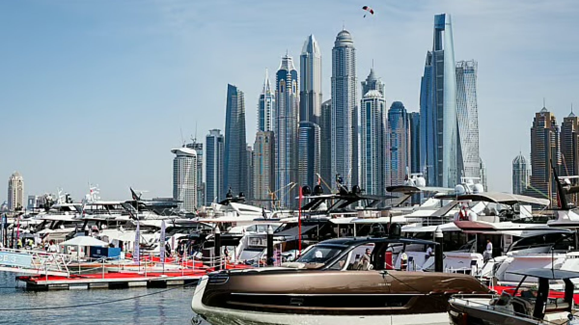 Dock & Dine Dubai: Gratis anlegen, am Wasser essen | Die Geissens Real Estate | Luxus Immobilien mit Carmen und Robert Geiss – Die Geissens in Dubai
